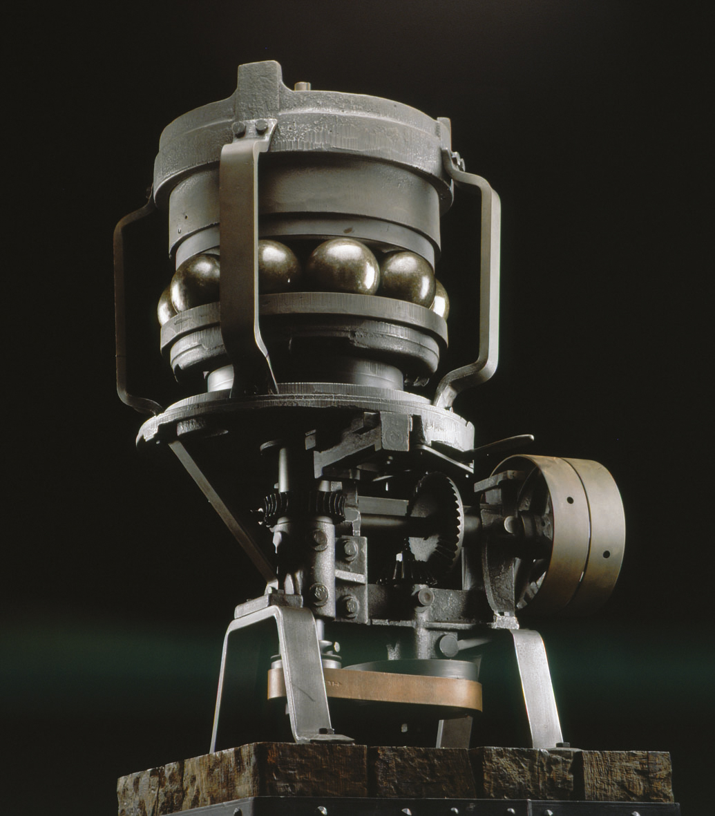 125年前的1980年7月17日，弗里德里希&middot;費(fèi)舍爾發(fā)明的球磨機(jī)獲得了（德國）帝國專利局批準(zhǔn)的專利（專利號55783）